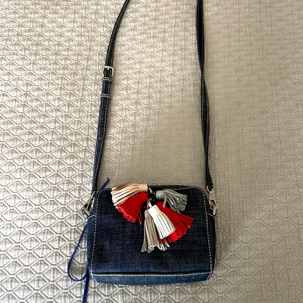 Crossbody bag